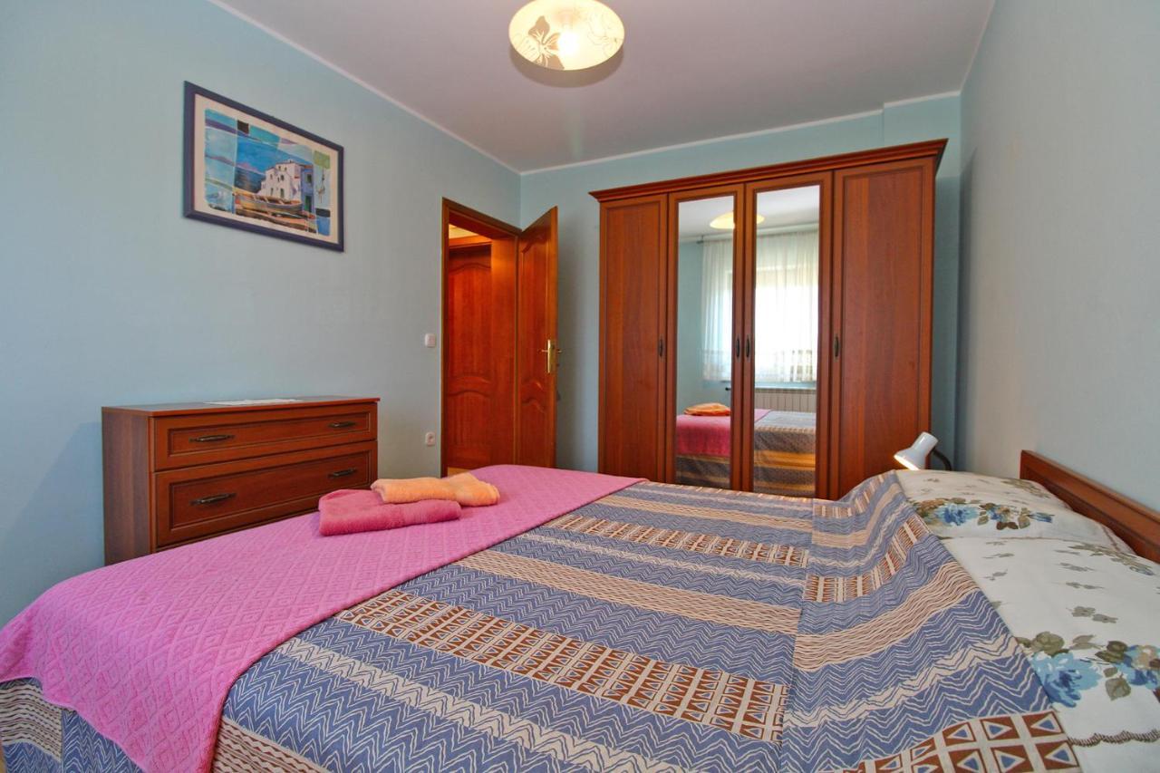 Apartments Veroslava 2159 Pula Exterior photo
